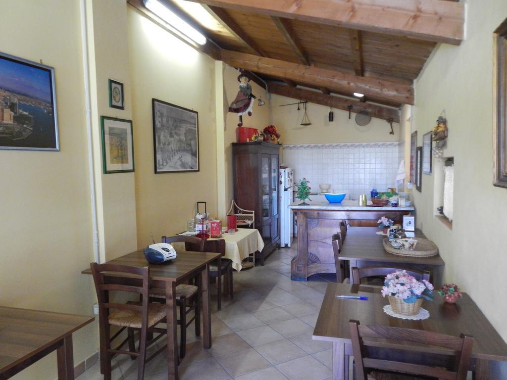 Residence Il Colle Collestrada Kültér fotó