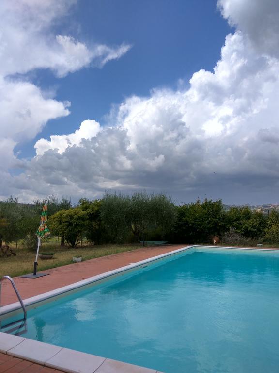 Residence Il Colle Collestrada Kültér fotó