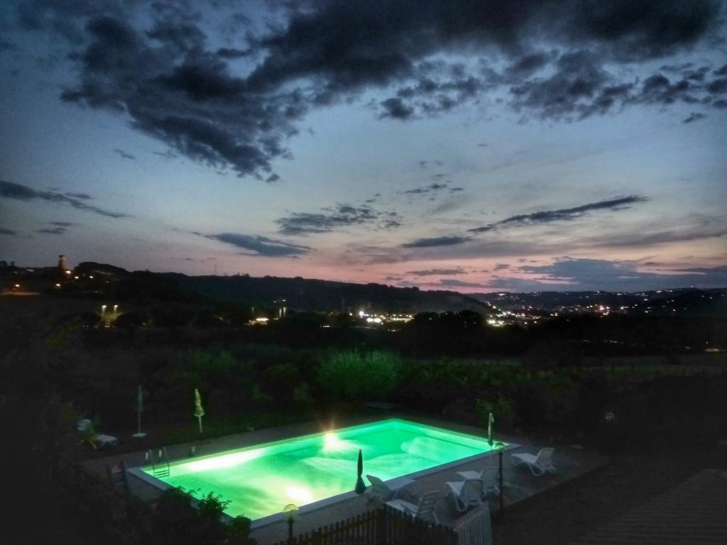 Residence Il Colle Collestrada Kültér fotó